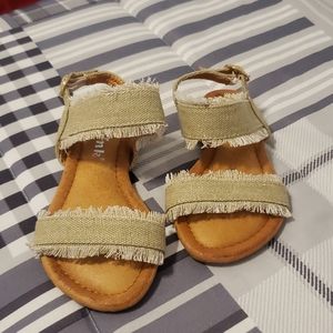 NWOT Toddler girl Tan sandals